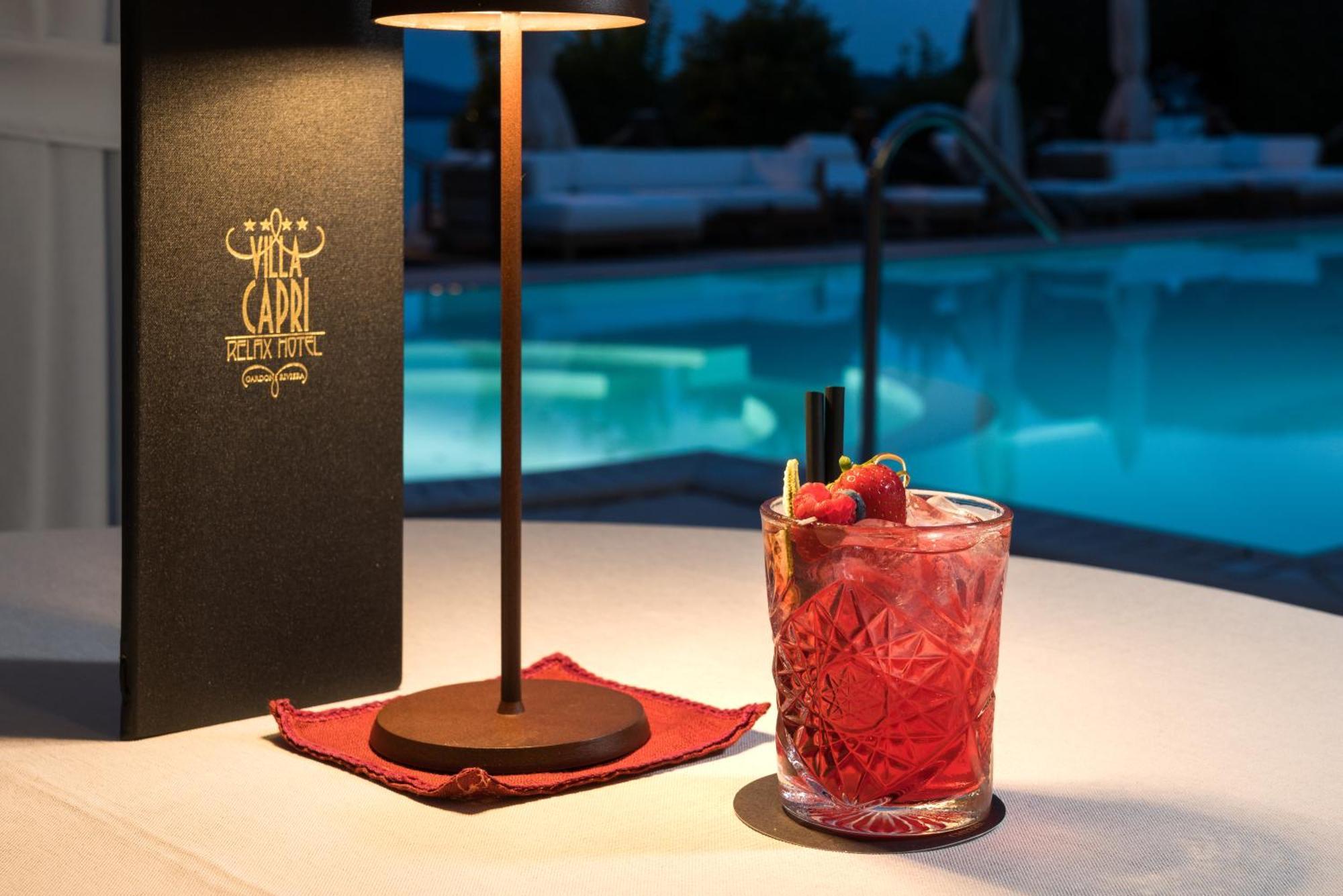 Hotel Villa Capri Gardone Riviera Kültér fotó