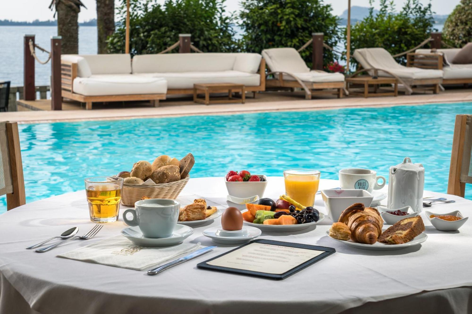Hotel Villa Capri Gardone Riviera Kültér fotó