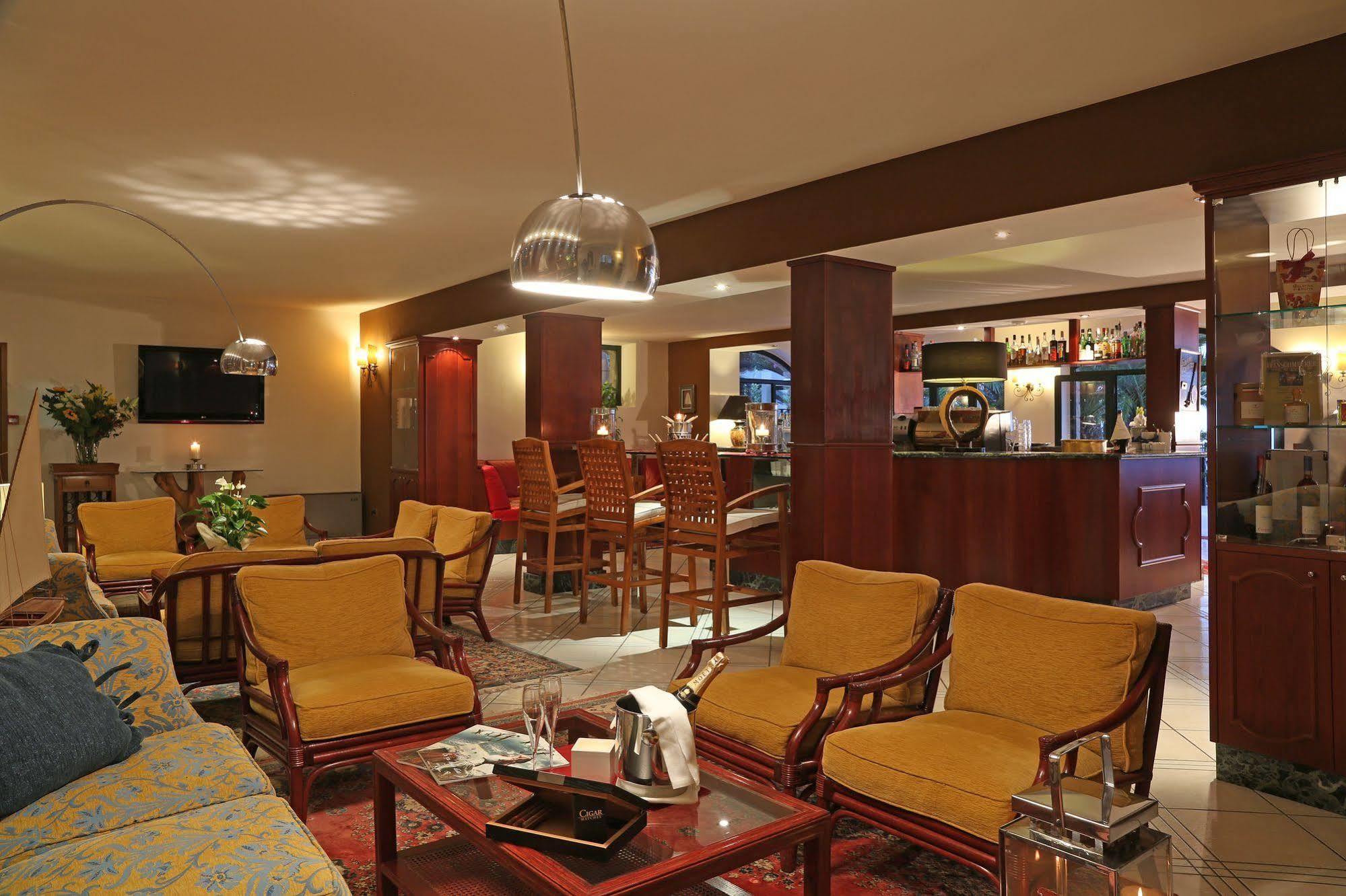 Hotel Villa Capri Gardone Riviera Kültér fotó